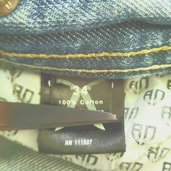 Artful Dodger Knifes Embroidery Light Wash Distressed Jeans Size 34 X 30 - Picture 10 of 13